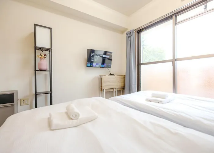Shinjuku Waseda Earthtone Apartment